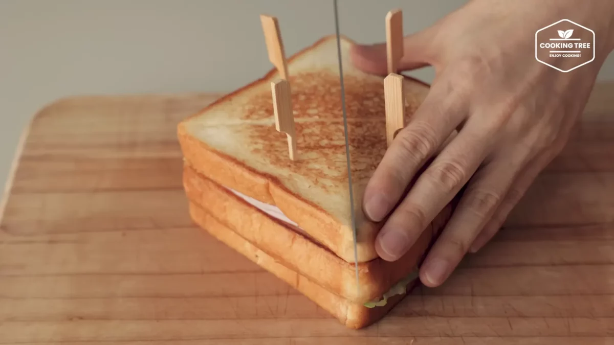 Cucumber Ham Egg Sandwich Recipe