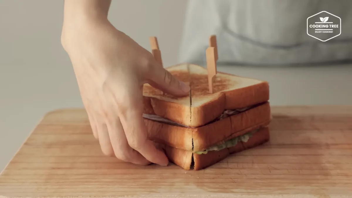 Cucumber Ham Egg Sandwich Recipe