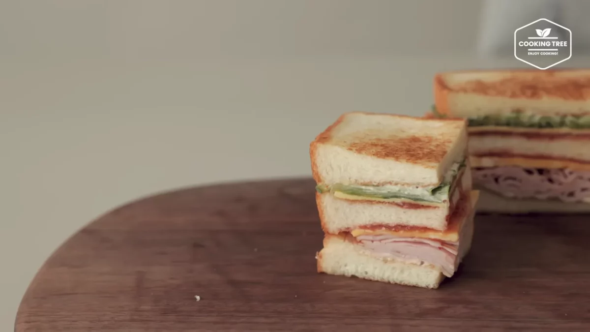 Cucumber Ham Egg Sandwich Recipe