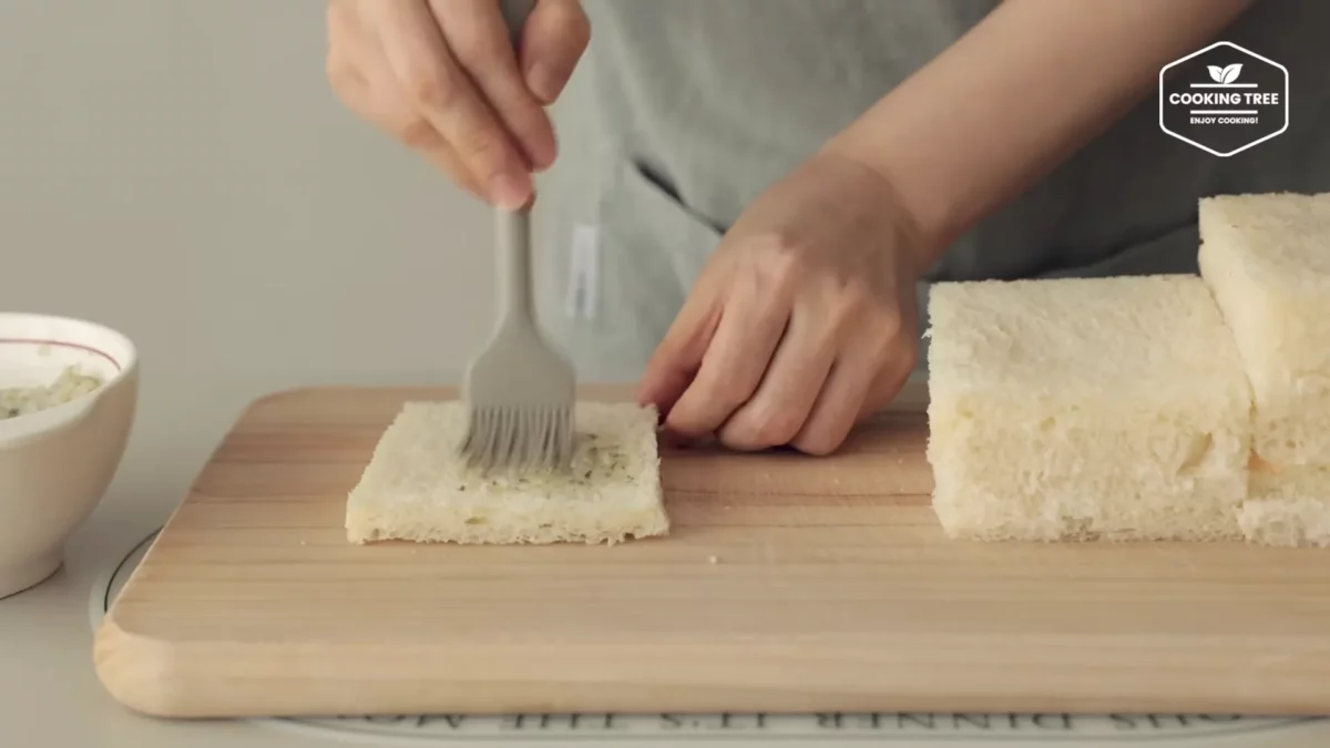 Garlic Butter Cheese Toast