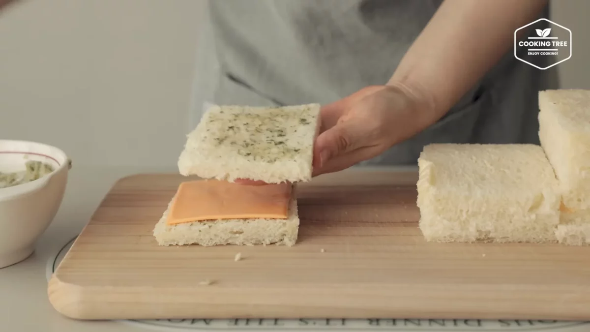 Garlic Butter Cheese Toast
