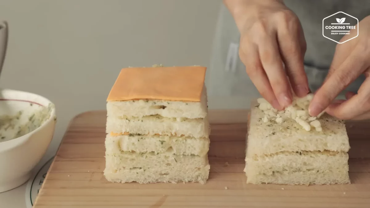 Garlic Butter Cheese Toast