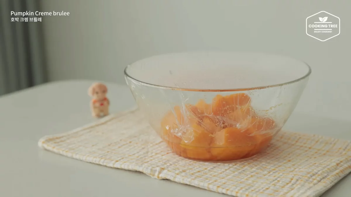 Halloween Pumpkin Creme brulee Cheese Toast Recipe