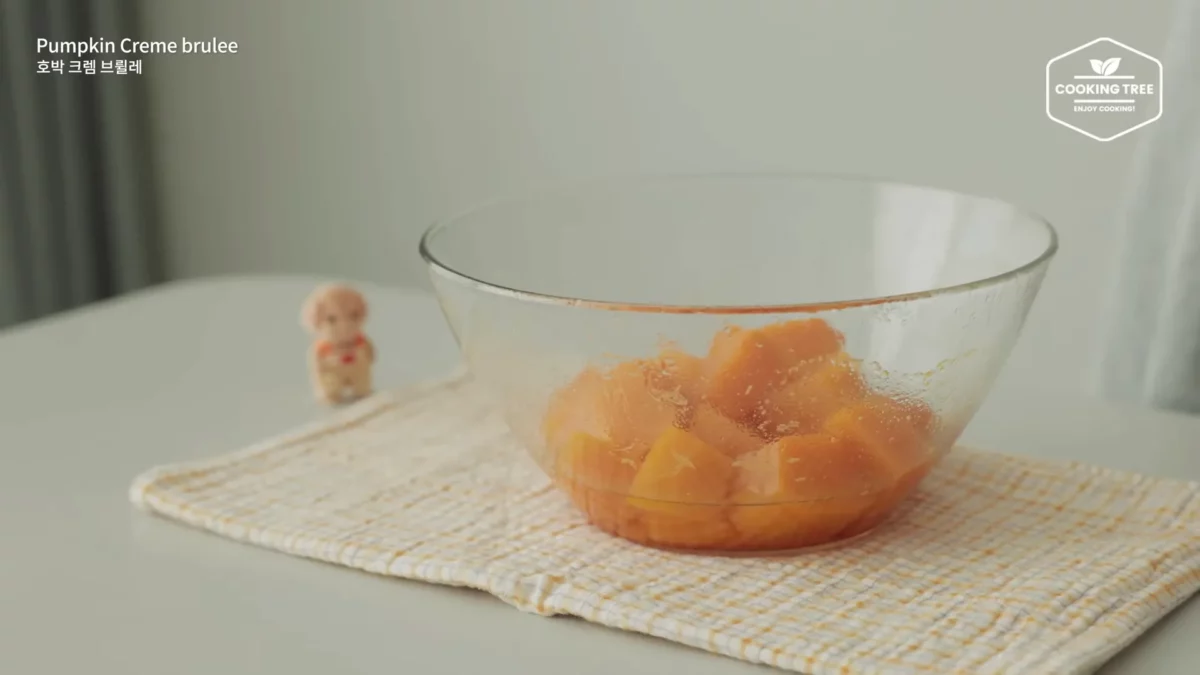 Halloween Pumpkin Creme brulee Cheese Toast Recipe