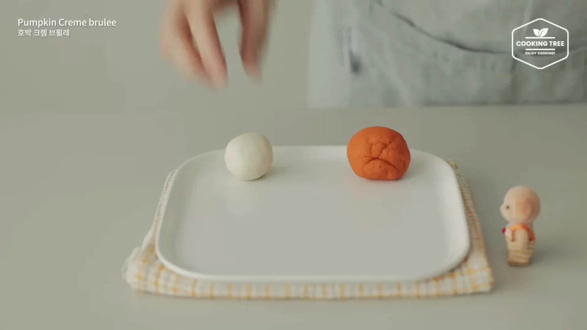 Halloween Pumpkin Creme brulee Cheese Toast Recipe