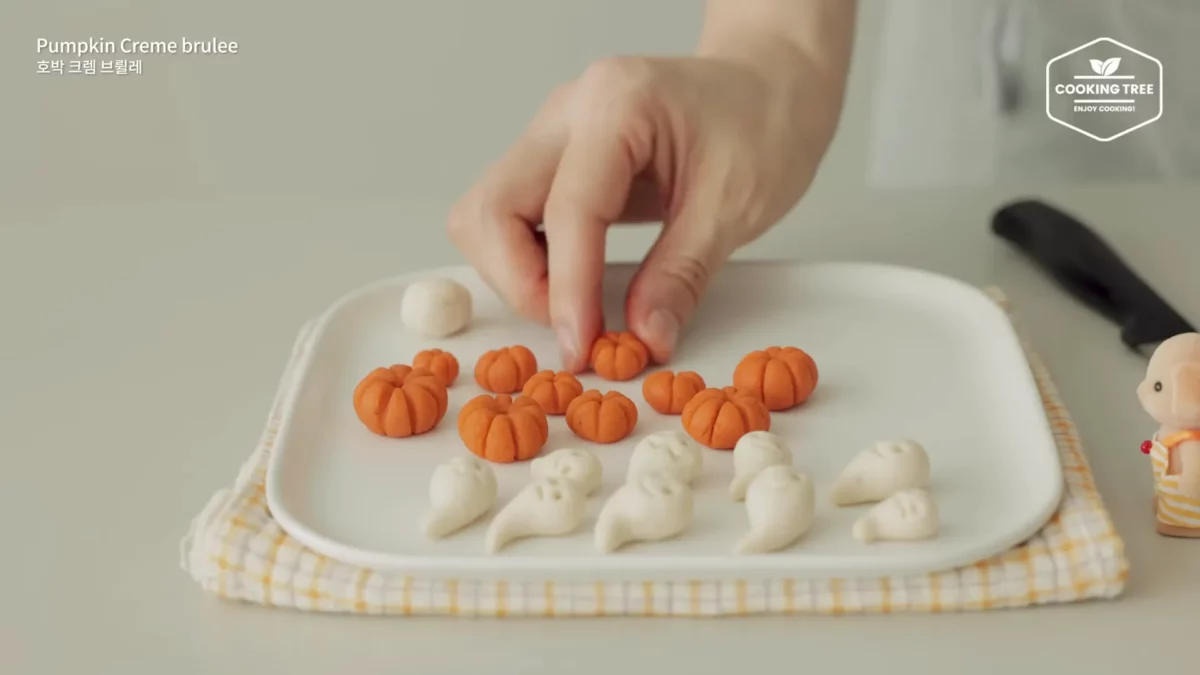 Halloween Pumpkin Creme brulee Cheese Toast Recipe