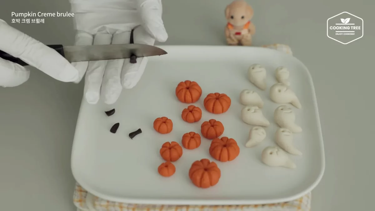 Halloween Pumpkin Creme brulee Cheese Toast Recipe