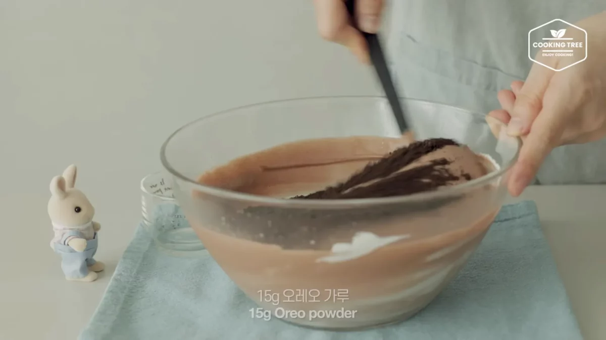 Rolled Oreo Cake Recipe