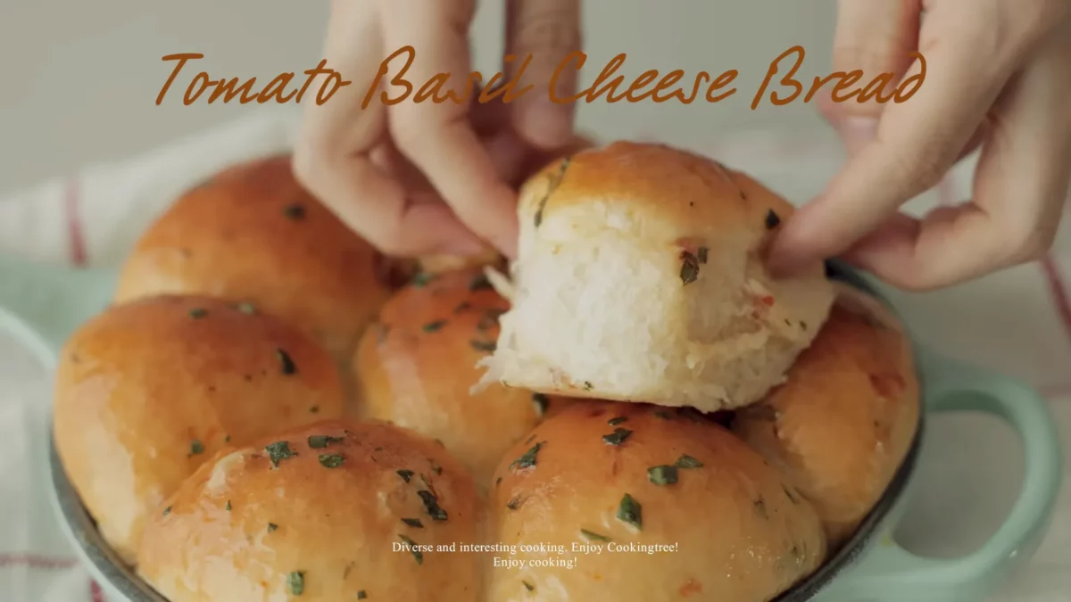Soft Tomato Basil Cheese Bread