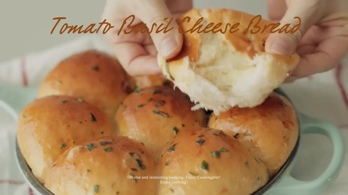 Soft Tomato Basil Cheese Bread