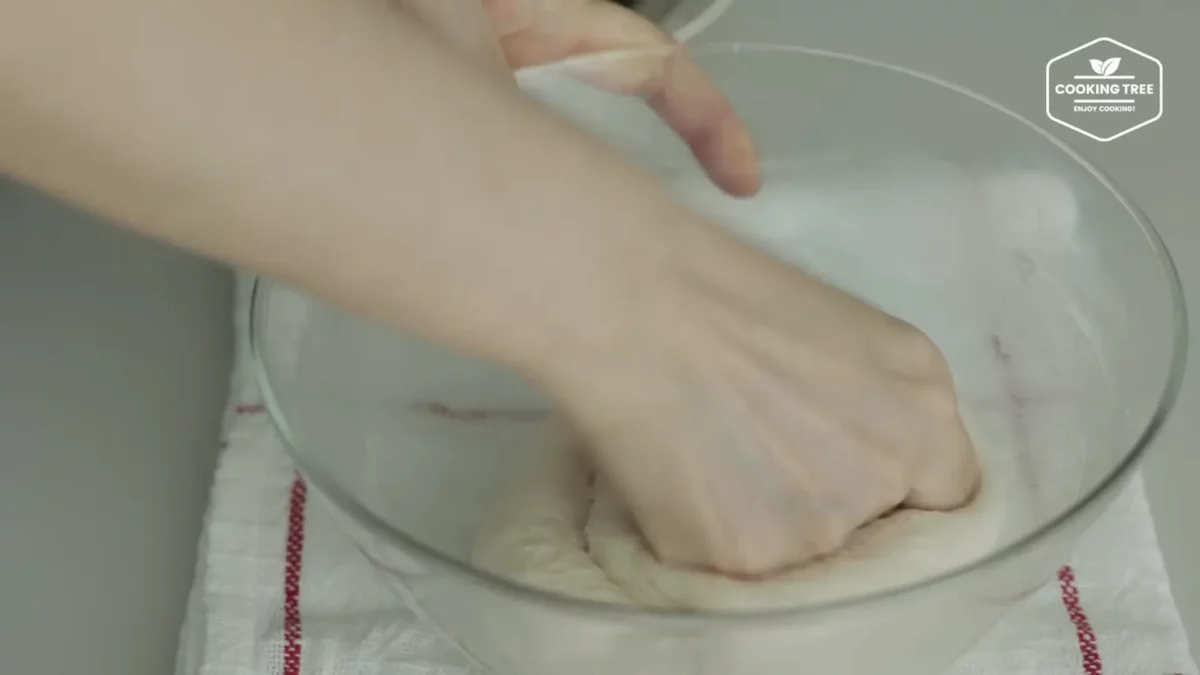 Soft Tomato Basil Cheese Bread