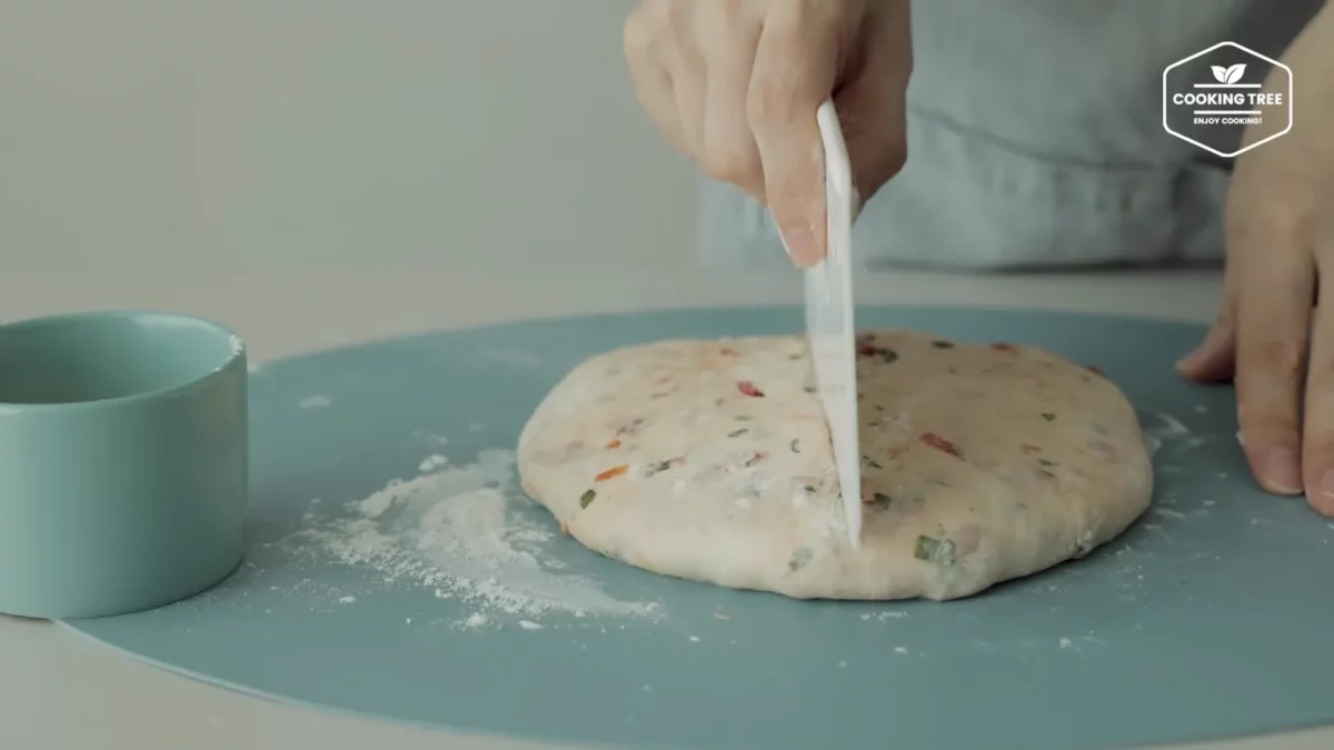Soft Tomato Basil Cheese Bread