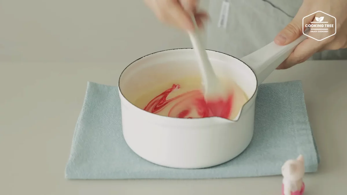 Strawberry Crepe Cheesecake