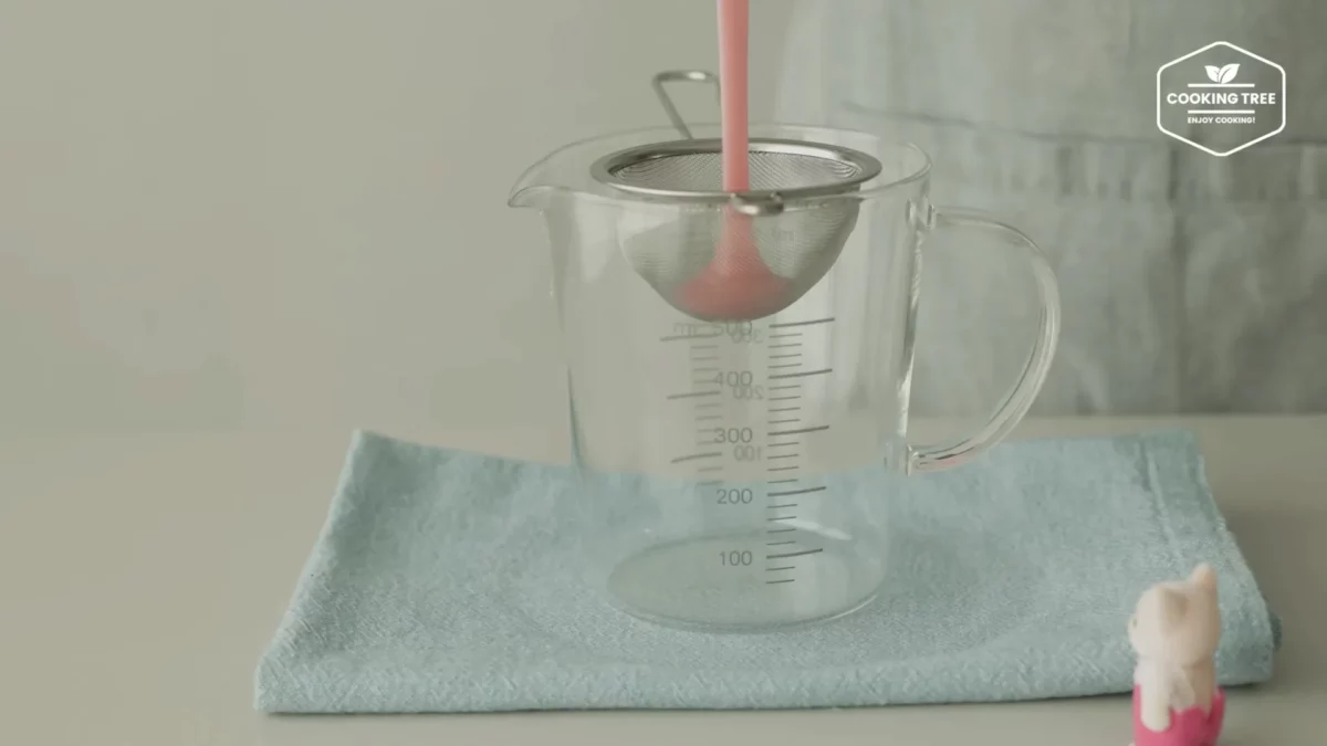 Strawberry Crepe Cheesecake