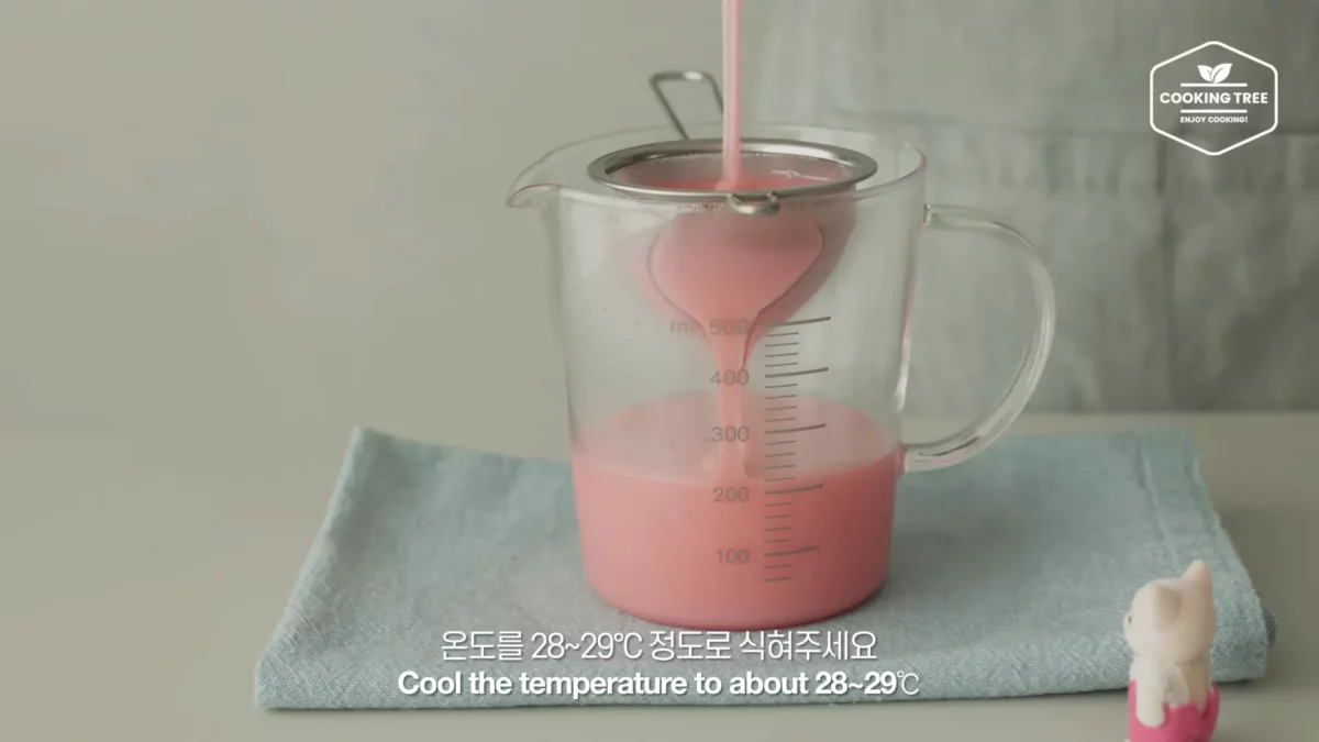 Strawberry Crepe Cheesecake