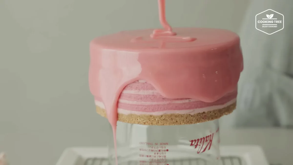 Strawberry Crepe Cheesecake