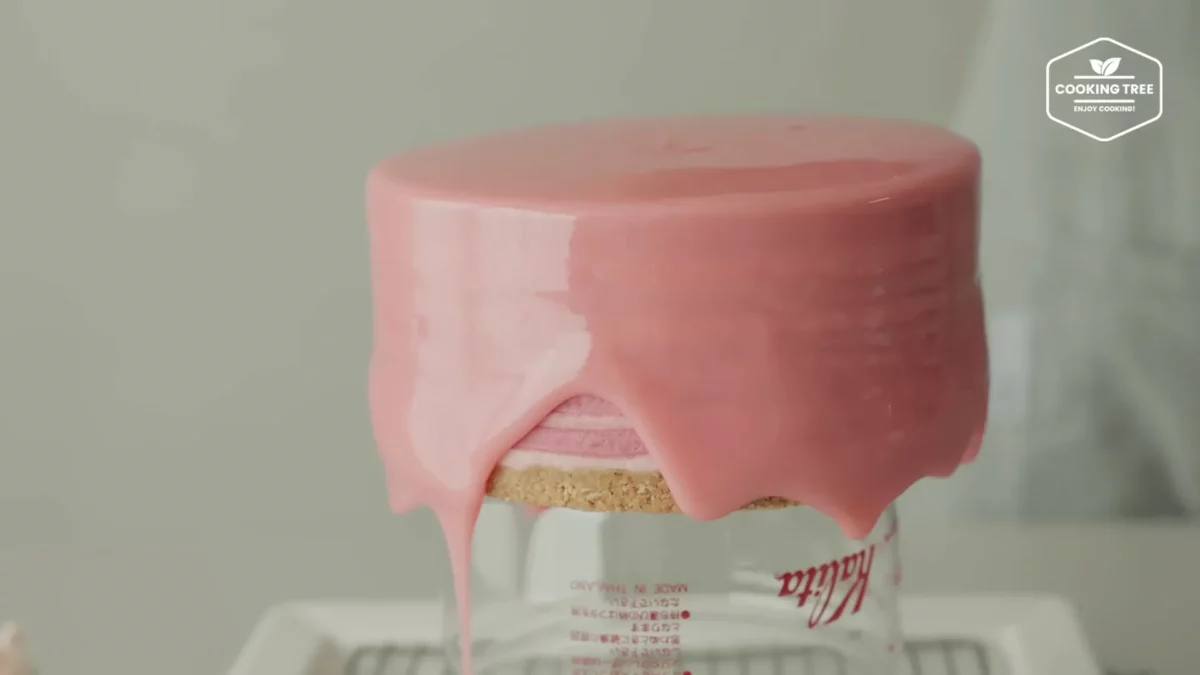 Strawberry Crepe Cheesecake