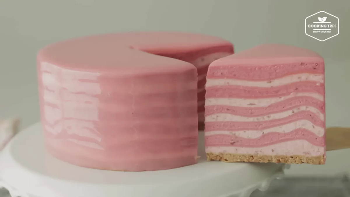 Strawberry Crepe Cheesecake