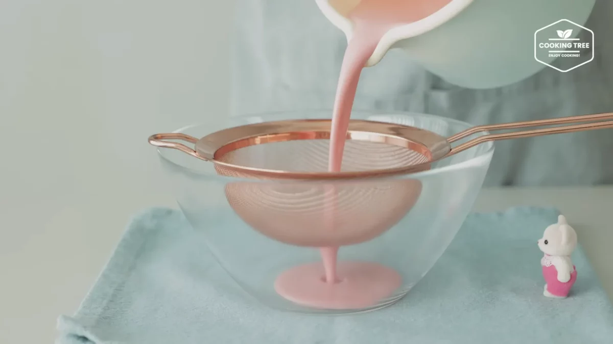 Strawberry Crepe Cheesecake