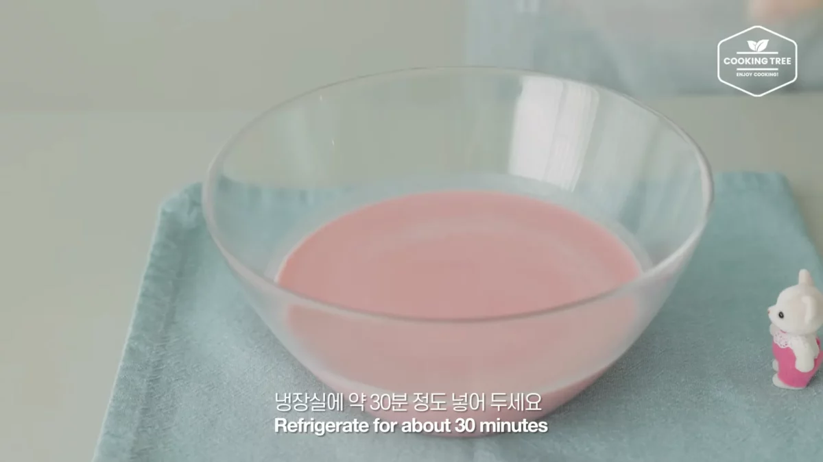 Strawberry Crepe Cheesecake