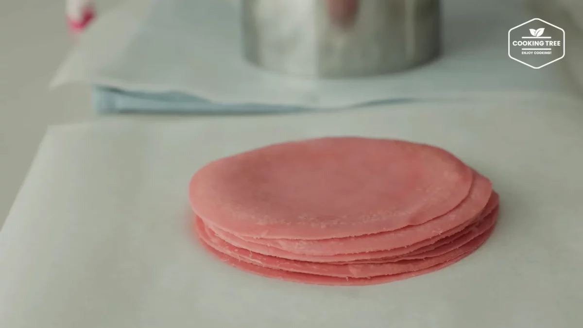 Strawberry Crepe Cheesecake