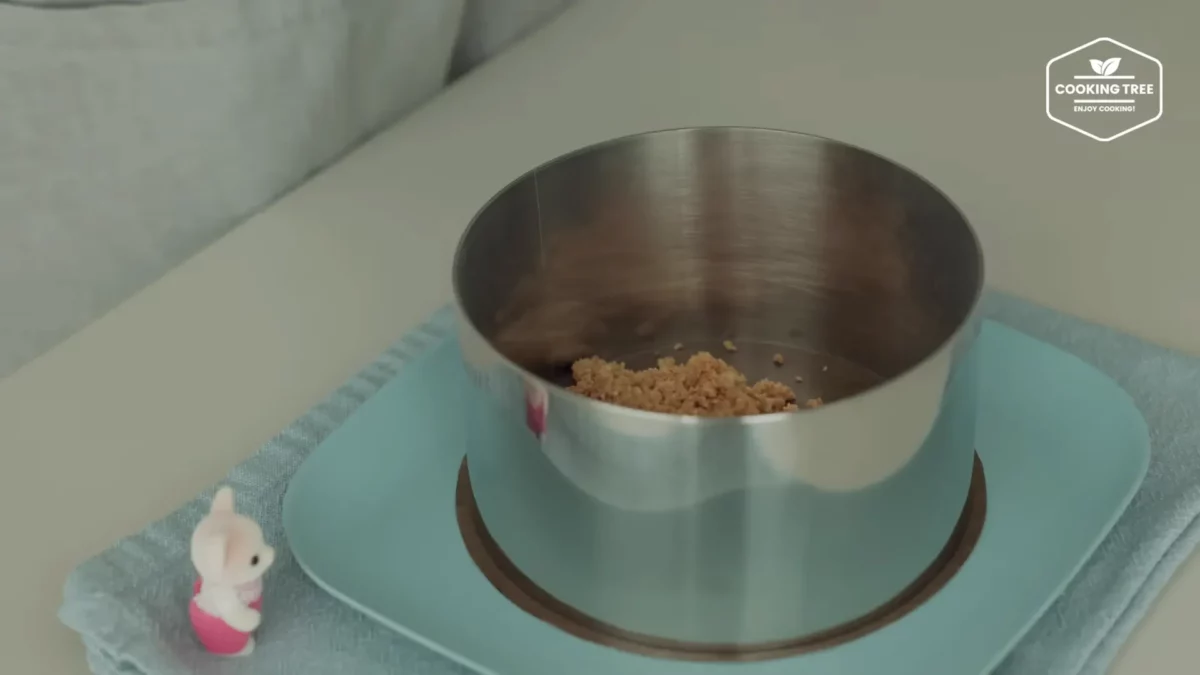 Strawberry Crepe Cheesecake