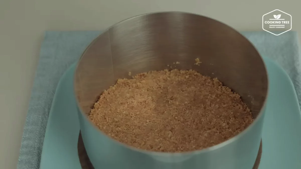 Strawberry Crepe Cheesecake