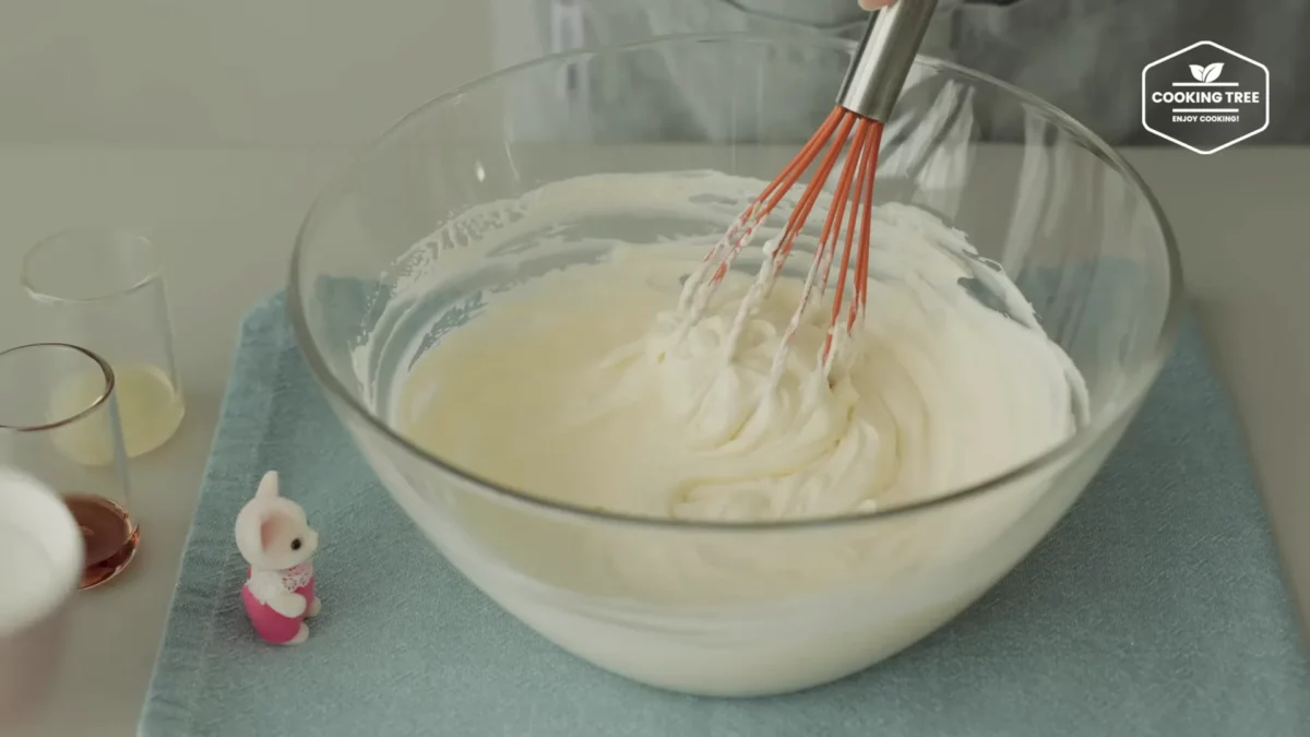 Strawberry Crepe Cheesecake