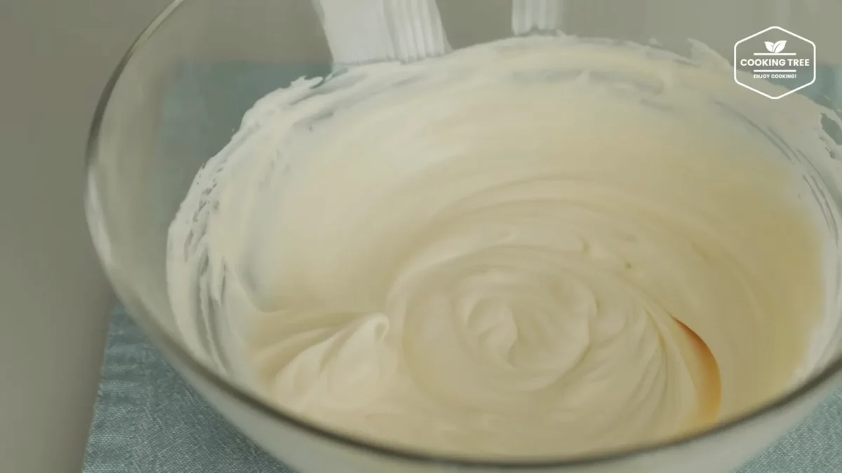 Strawberry Crepe Cheesecake