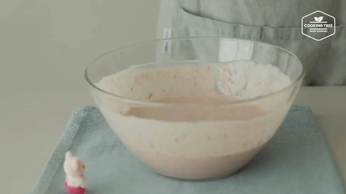 Strawberry Crepe Cheesecake