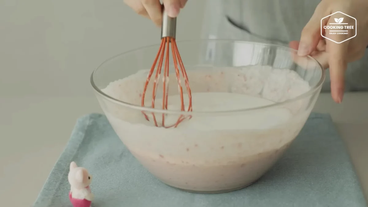 Strawberry Crepe Cheesecake