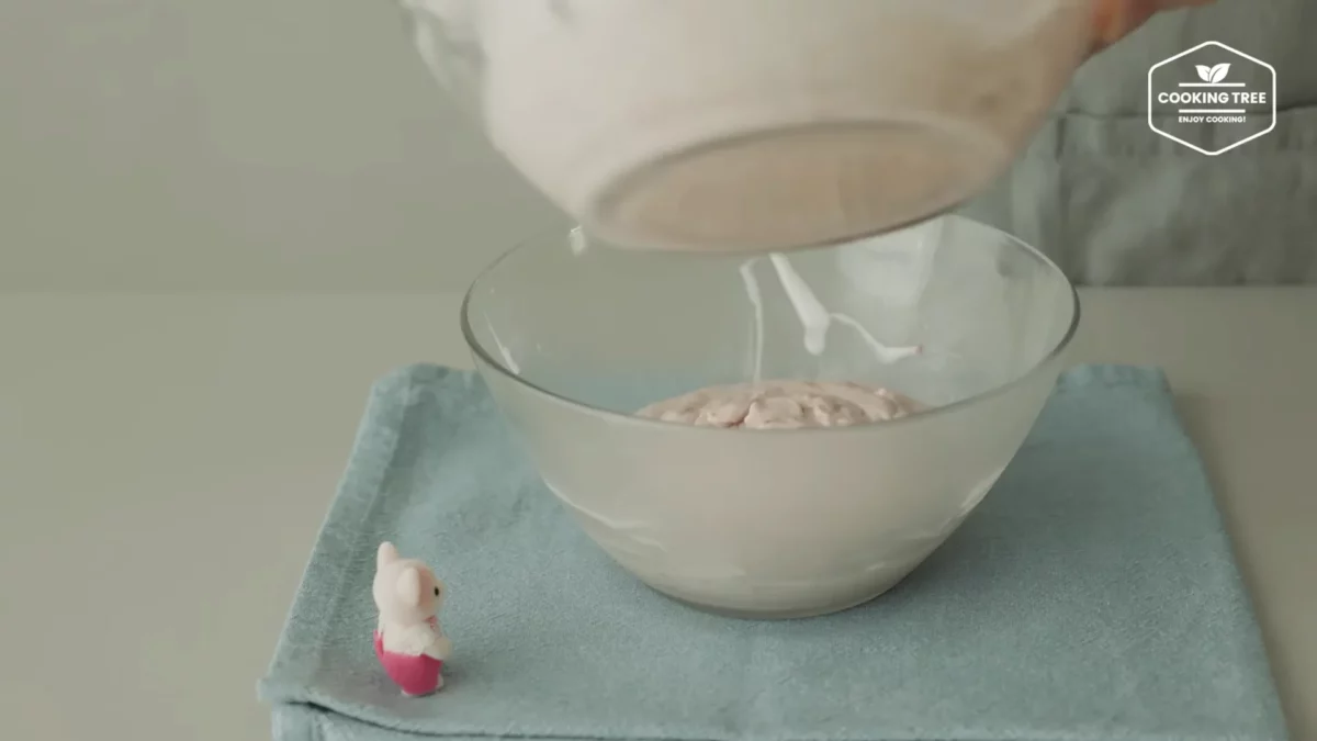 Strawberry Crepe Cheesecake