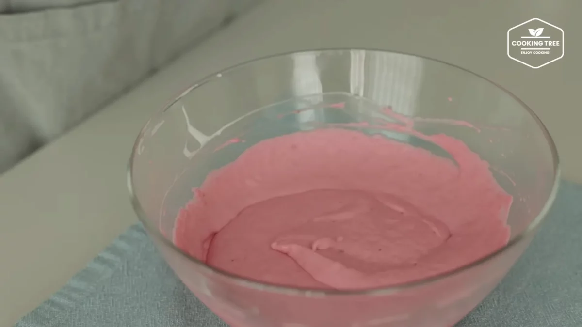 Strawberry Crepe Cheesecake