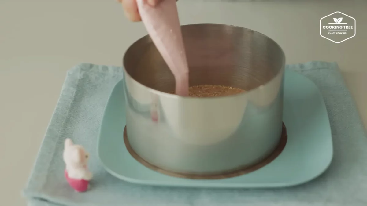 Strawberry Crepe Cheesecake