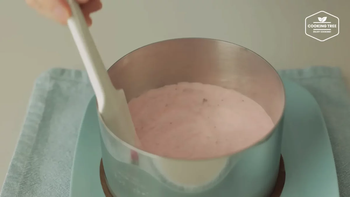 Strawberry Crepe Cheesecake