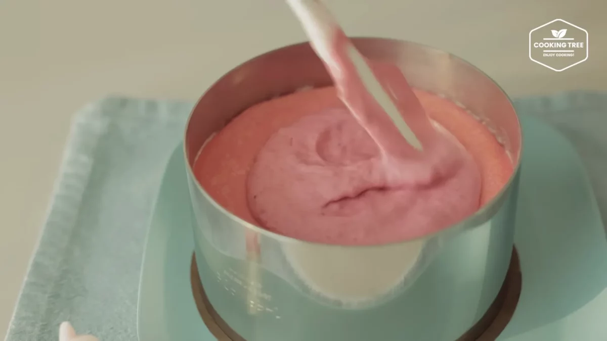 Strawberry Crepe Cheesecake