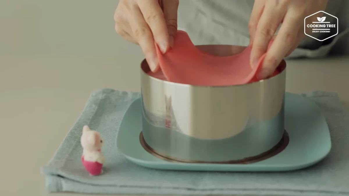 Strawberry Crepe Cheesecake