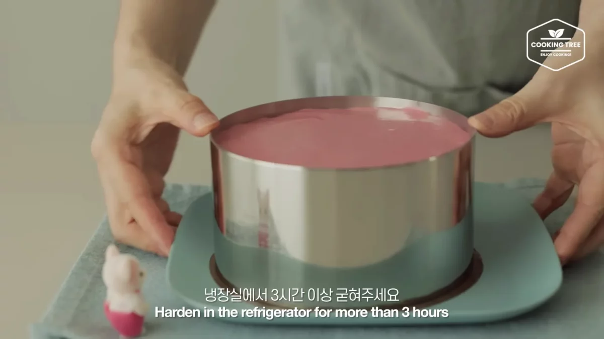 Strawberry Crepe Cheesecake