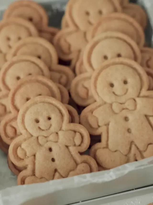 Cream Cheese Ginger Cookies
