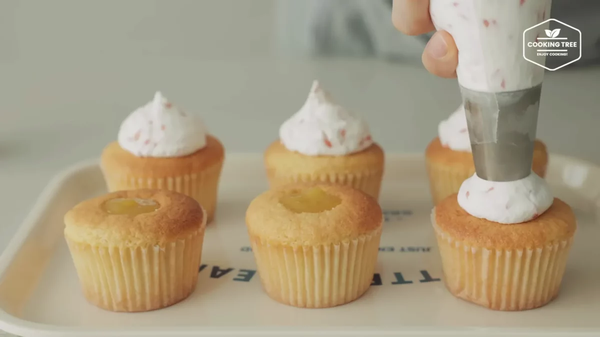 Mango Grapefruit Castella Cupcake Recipe