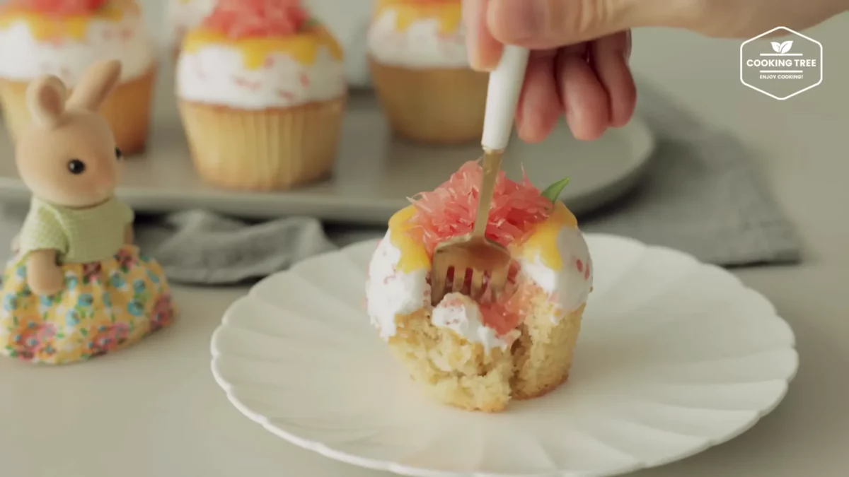 Mango Grapefruit Castella Cupcake Recipe