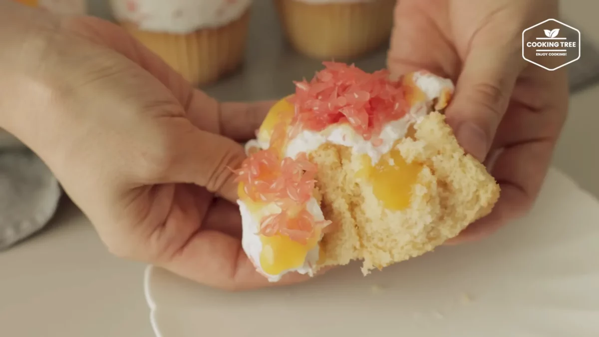 Mango Grapefruit Castella Cupcake Recipe