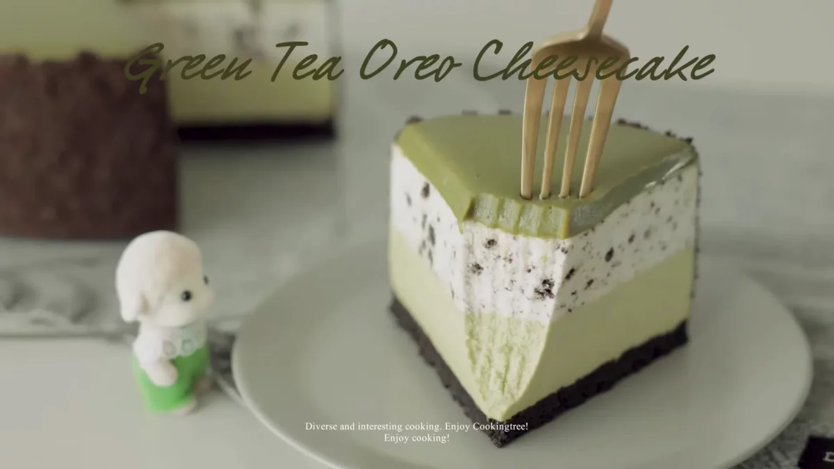 No Bake Green Tea Oreo Cheesecake