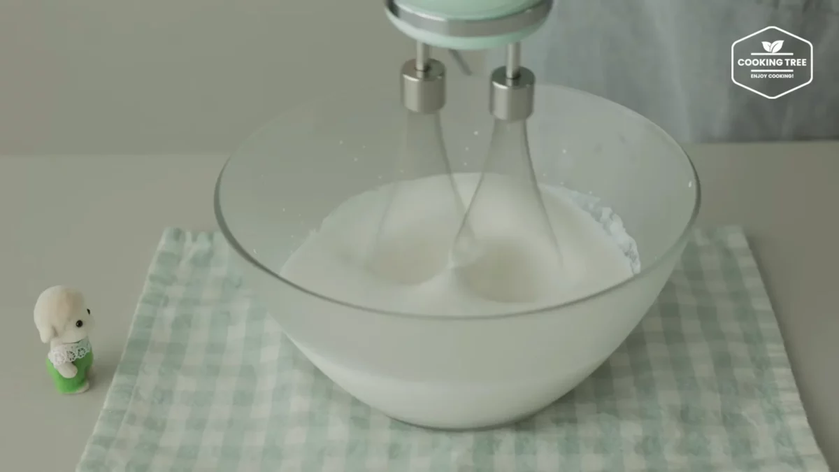 No Bake Green Tea Oreo Cheesecake