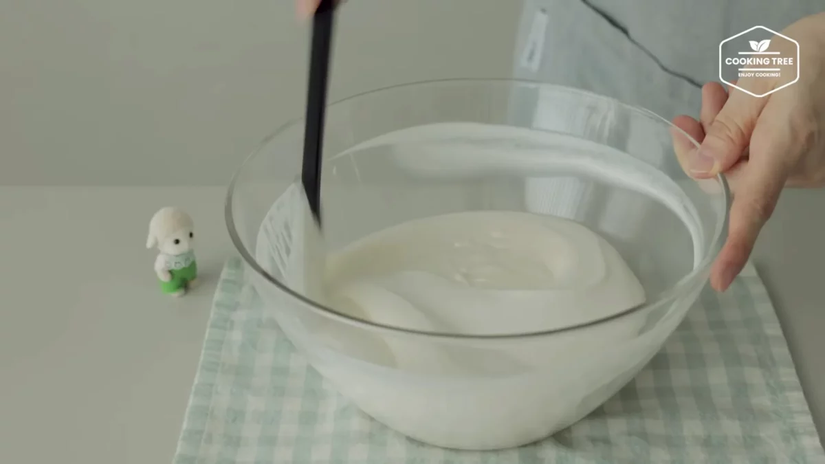 No Bake Green Tea Oreo Cheesecake