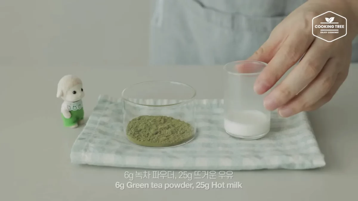 No Bake Green Tea Oreo Cheesecake