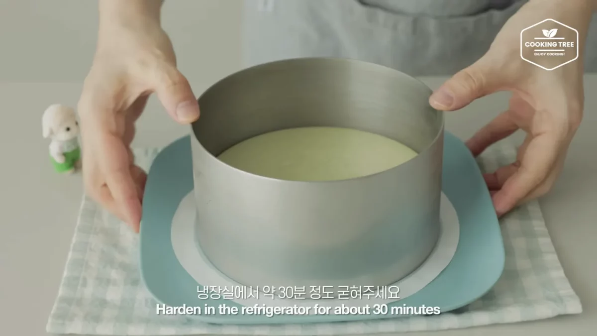 No Bake Green Tea Oreo Cheesecake