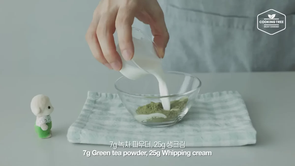 No Bake Green Tea Oreo Cheesecake