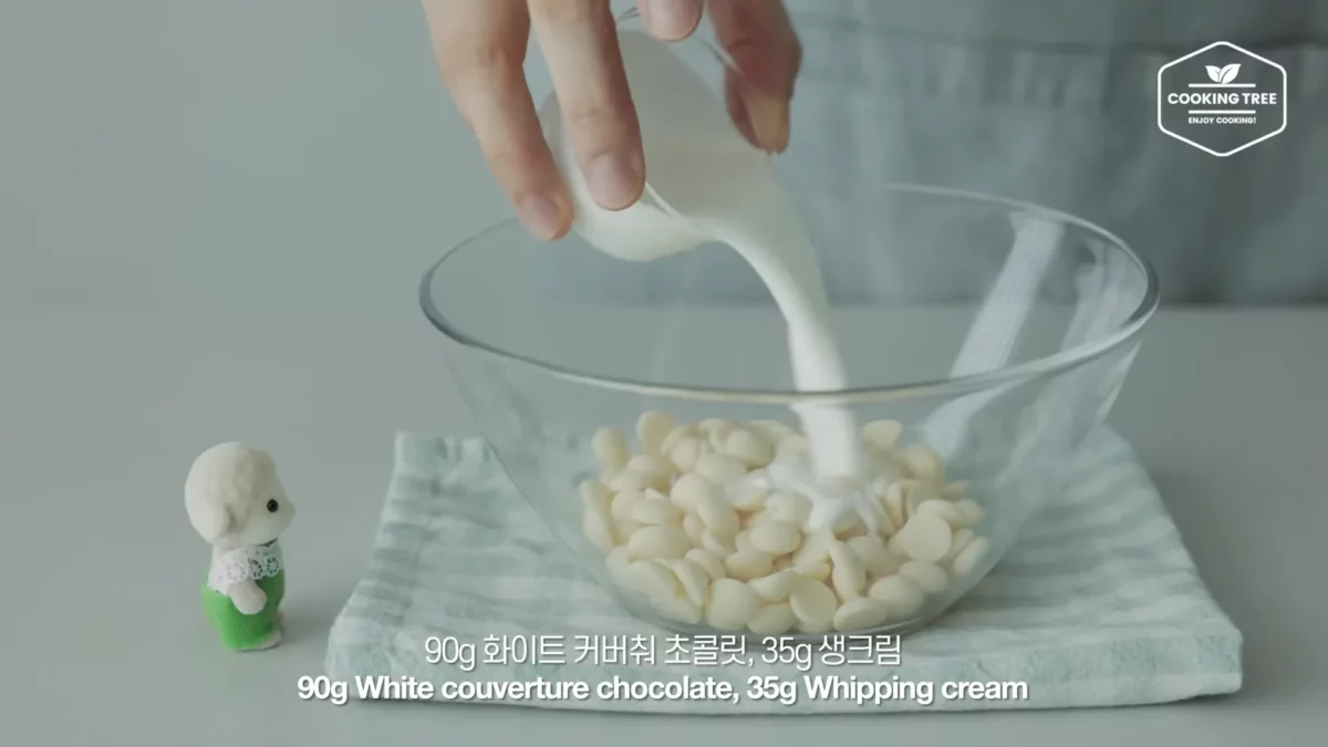 No Bake Green Tea Oreo Cheesecake