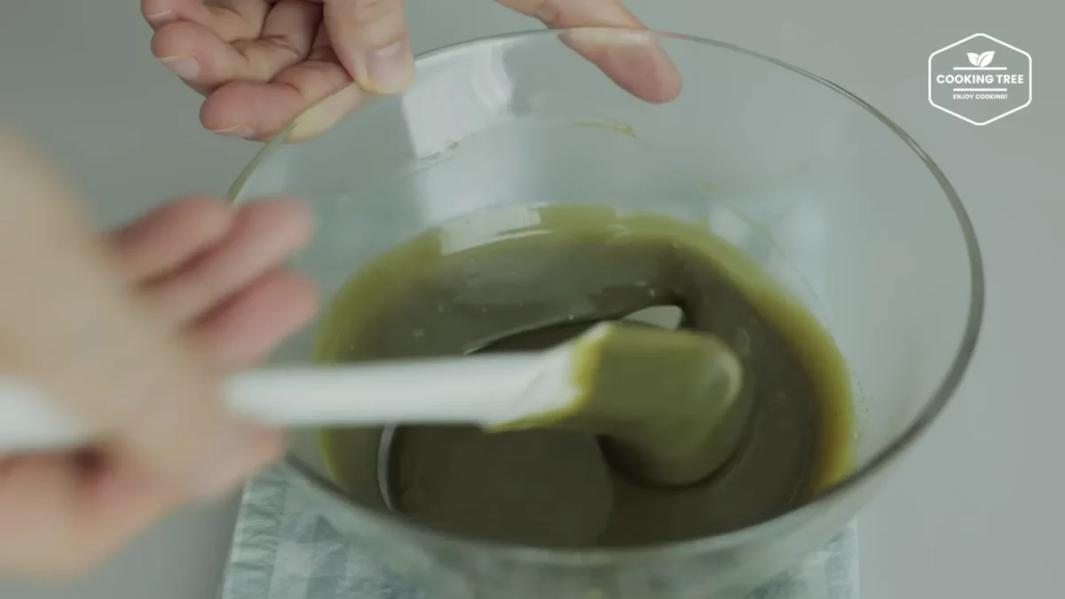 No Bake Green Tea Oreo Cheesecake